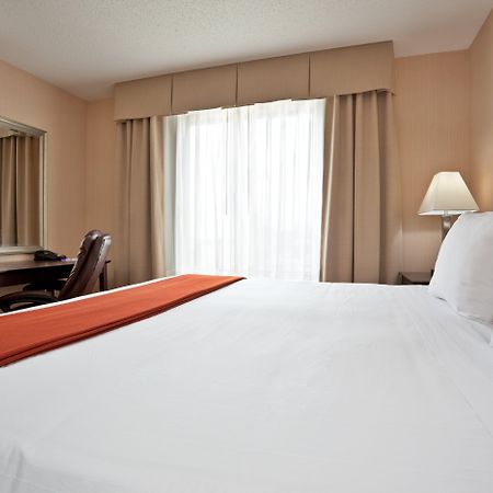 Holiday Inn Express Hotel & Suites Tipp City By Ihg Zewnętrze zdjęcie