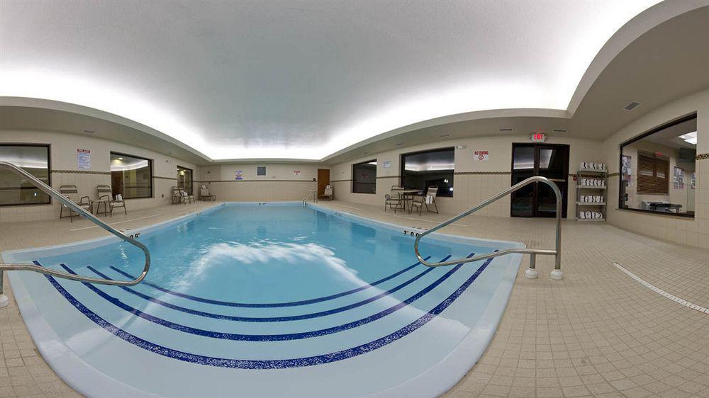 Holiday Inn Express Hotel & Suites Tipp City By Ihg Zewnętrze zdjęcie