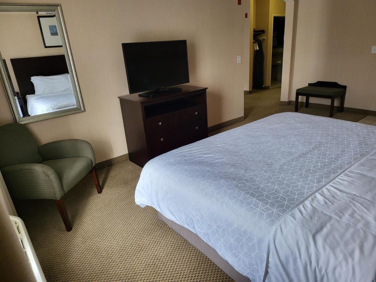 Holiday Inn Express Hotel & Suites Tipp City By Ihg Zewnętrze zdjęcie